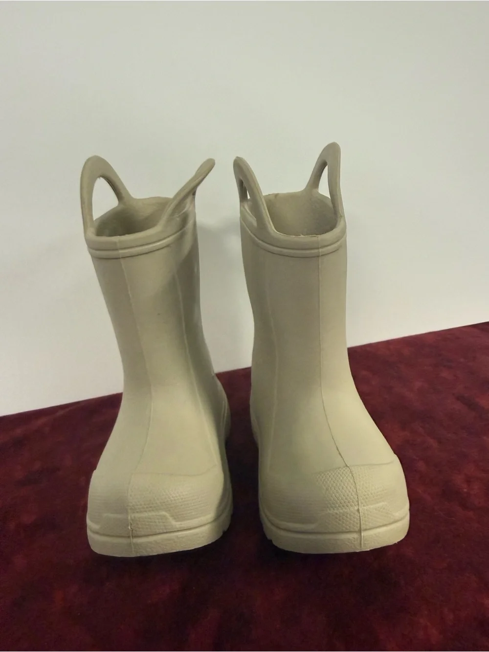 BEARPAW Kids Size 3 Beige Rubber Rain Boots Pull On Handles